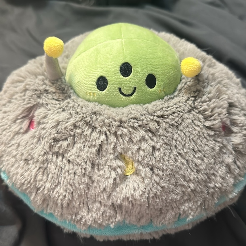 Mini squishable alien spaceship - Picture 4 of 4